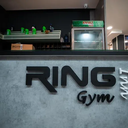 Ring Apartment *