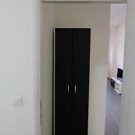Ring Apartment