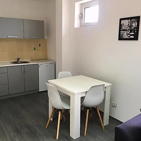 Ring Apartment