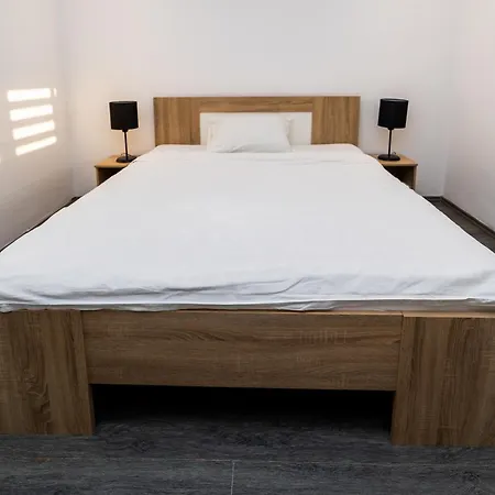 Ring Apartment *